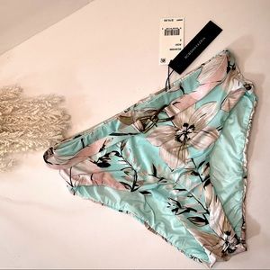 BRAND NEW☀️BCBG Maxazria bikini bottoms NWT